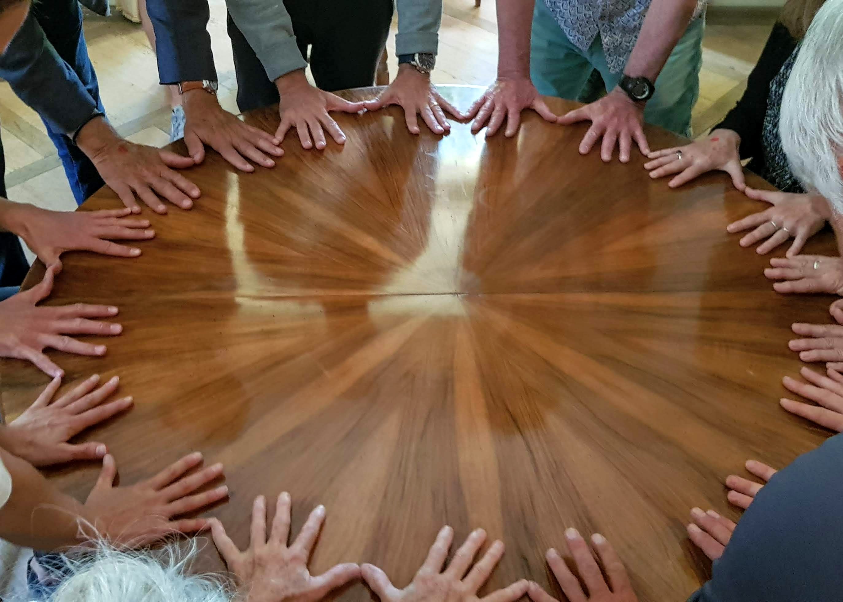 #3 Table Conversations: Was sagen uns unsere Hände?